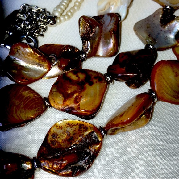 Abalone Mother of Pearl Multi Strand Layered Women’s Necklace Brown Gold Pearl - Picture 4 of 16